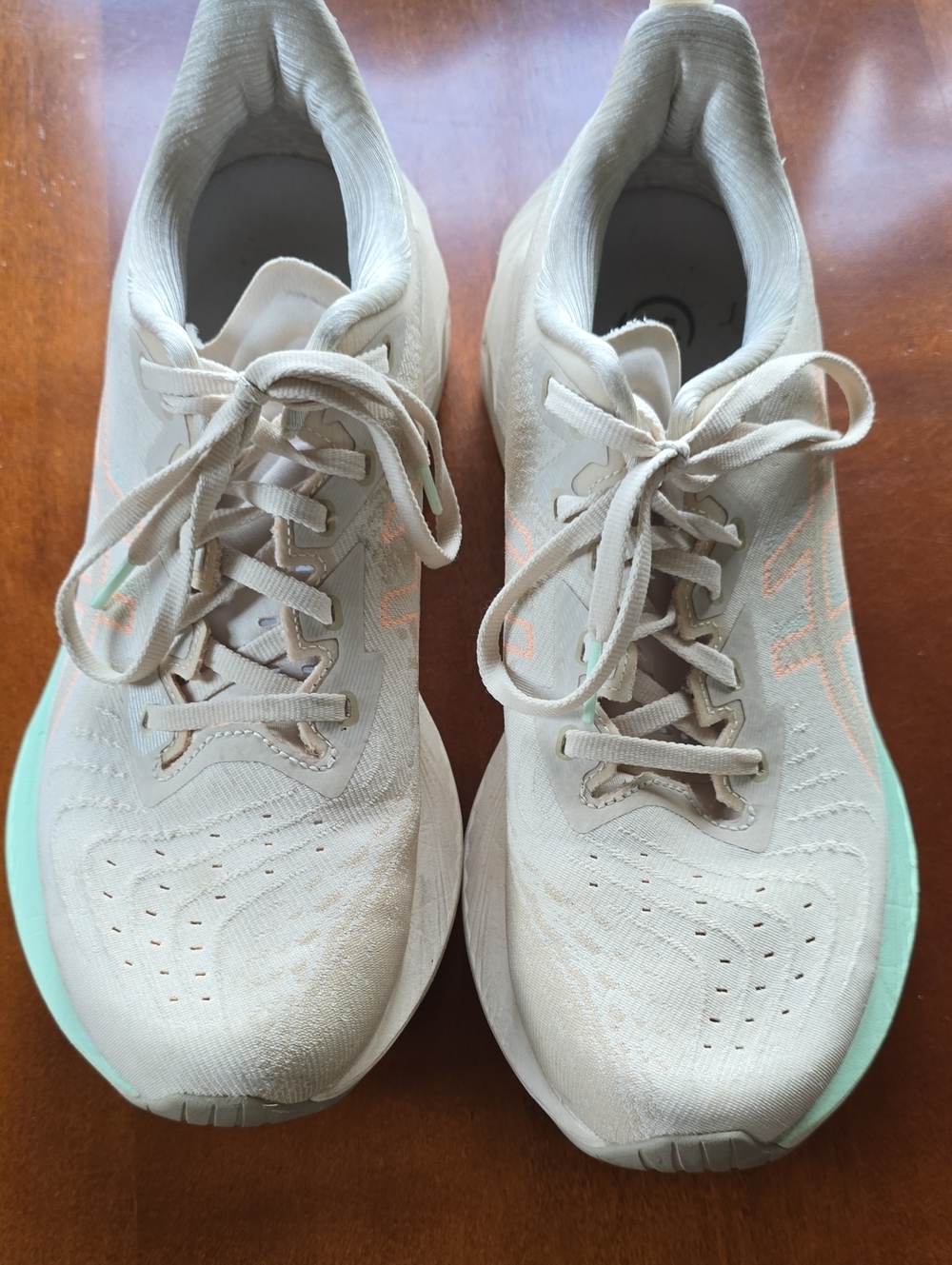 Asics Novablast/Fitblast + Women's   10 Running Shoes - Like New